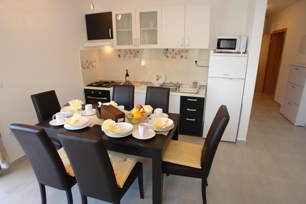 Ferienwohnung Robinson Bella Bogomolje Exterior foto